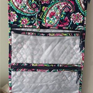 Vera Bradley Hanging Travel Organizer NWOT Petal Paisley